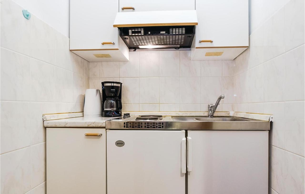 Cozy Apartment In Lokva Rogoznica With Wifi Zewnętrze zdjęcie