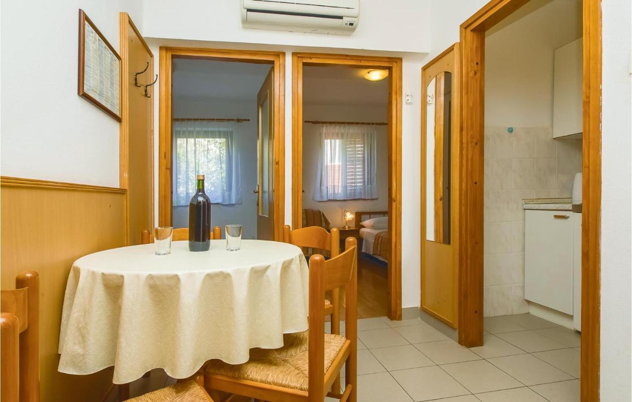 Cozy Apartment In Lokva Rogoznica With Wifi Zewnętrze zdjęcie